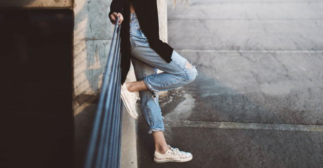 5 perechi de pantofi care se potrivesc perfect cu blugii drepți