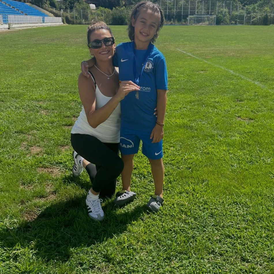 Claudia Pătrășcanu, acuzații la adresa DGASPC Giurgiu. Artista susține că psihologa ar fi influențat relația fiului său cu ea