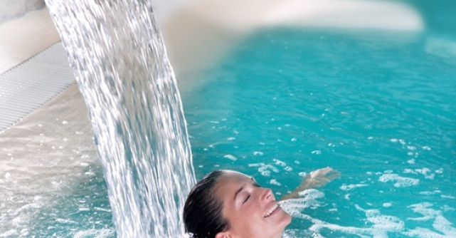 Ce sa nu iti lipseasca din geanta la plaja