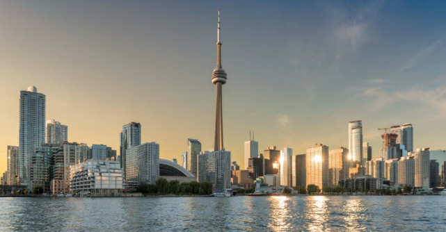 Prințul Harry și Meghan Markle se vor muta în Canada