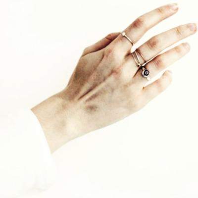 Inele de argint fine și elegante pentru toate vârstele