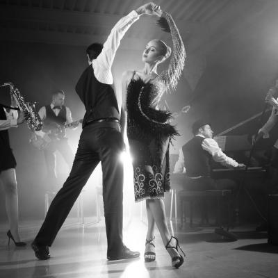 Parerea lui Radu: Imi plac femeile care stiu sa danseze prin viata