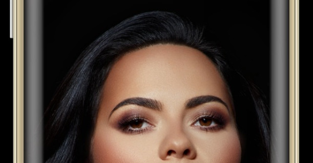 AVON lanseaza prima sa aplicatie de machiaj virtual 