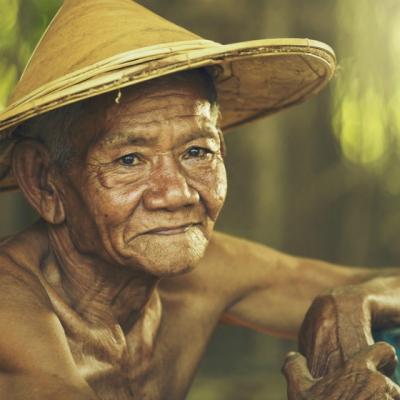 Pilda batranelului de 100 de ani pe care toti trebuie sa o citim