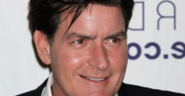 Charlie Sheen o da pe rap