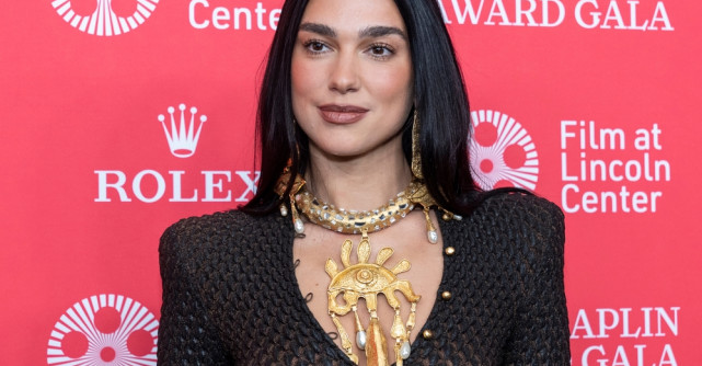 Uită de discotecă! Nu o să ghicești niciodată cu ce se ocupă Dua Lipa când nu e pe scenă 