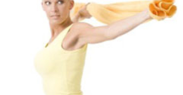 5 Exercitii usoare care iti ridica sanii