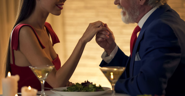 Benefic sau nu pentru sufletul tău: Diferențele mari de vârstă în relații