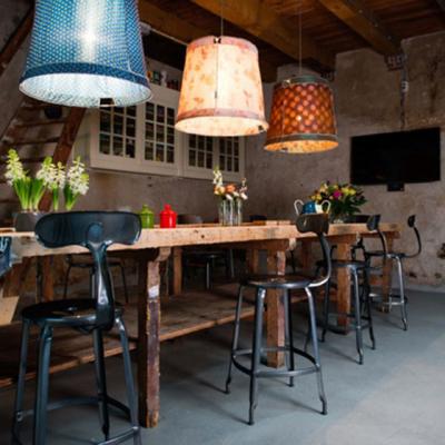 Nostalgie cu iz industrial: scaunele industriale Nicolle, acum si in Romania