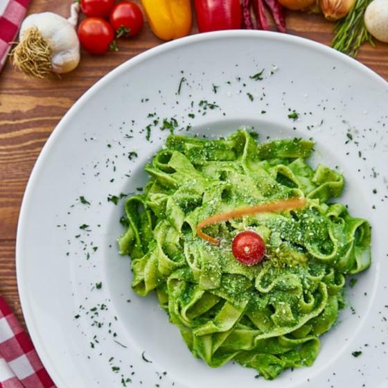 5 alternative sănătoase cu care să înlocuiești pastele făinoase obișnuite