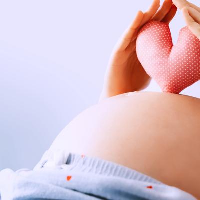 Săptămâna 18 de sarcină de sarcină: cum se dezvoltă bebelușul și prin ce schimbări trece corpul mamei 