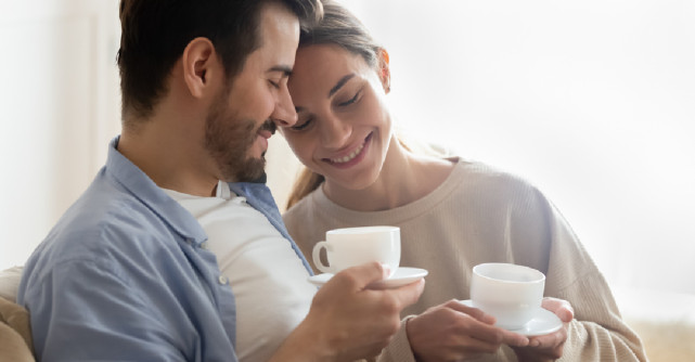 Rutina nu e diavolul în relații! Ea dă timp iubirii să crească și îi conferă cuplului rădăcinile și nu aripile