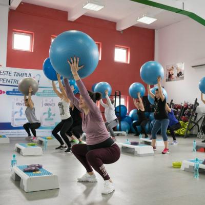 Viitoarele mamici s-au antrenat in weekend cu Diana Stirbu