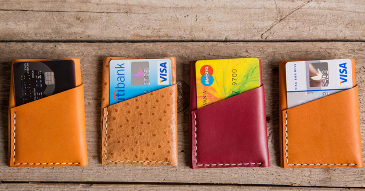 Poza 1 din 6 smallet