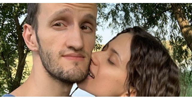 Omul cu Tourette s-a căsătorit în secret! Andrei Ungureanu, mai fericit ca niciodată lângă aleasa inimii sale!