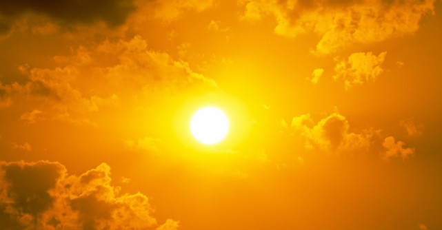 Cat de cald e astazi fata de anul in care te-ai nascut