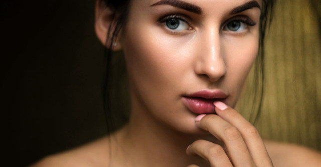 Micropigmentarea, solutia pentru sprancene si buze de Hollywood