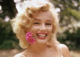 Expoziție: 100 de ani de la nașterea lui Marilyn Monroe