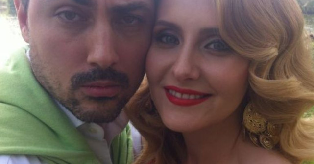 Alina Sorescu în prag de divorț? Vedeta și-a șters toate pozele cu soțul ei