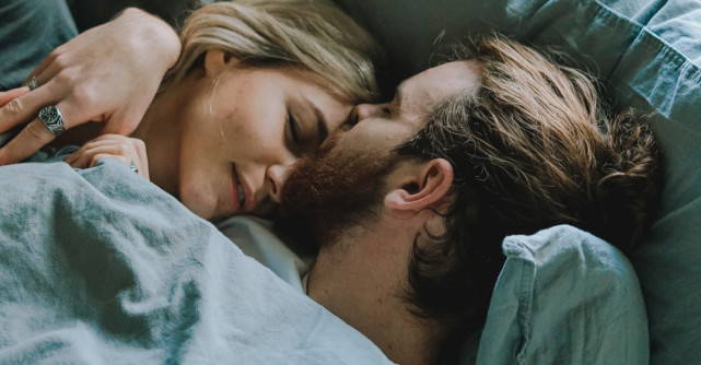 7 Semne că, în sfârșit, ești în relația în care meriți să fii