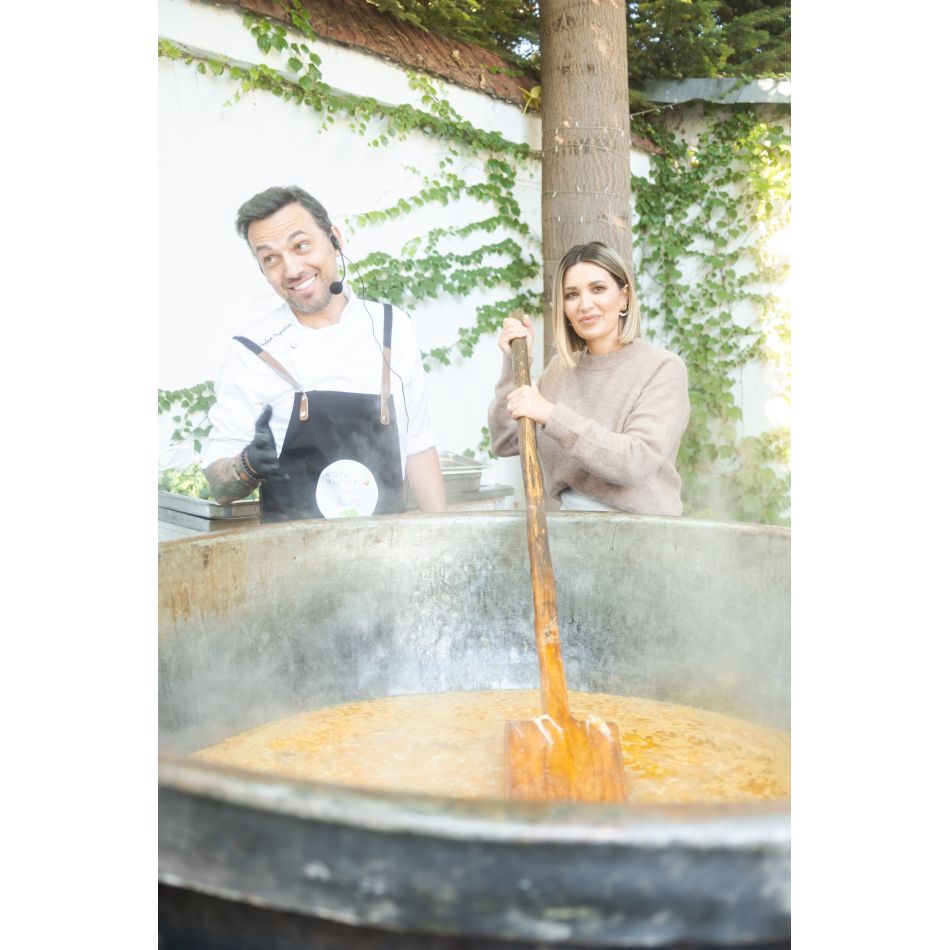 Nestlé a invitat copiii să pregătească cea mai mare supă de legume din România