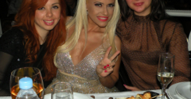 Anda Adam a petrecut alaturi de miliardarii ucrainieni