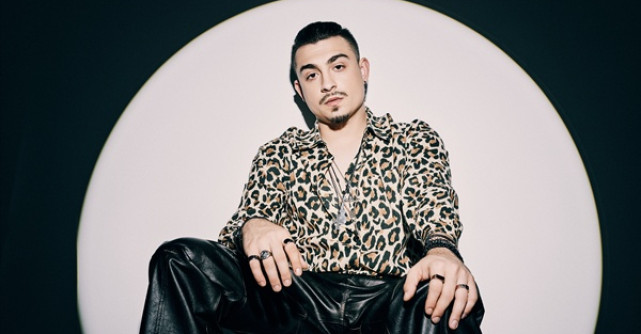 Vlad Musta lansează Cum să fiu – o confesiune muzicală despre o iubire de neuitat