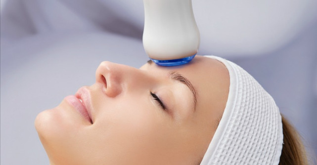 Produsele de cosmetica medicala Dr. Kleanthous au fost lansate in Romania