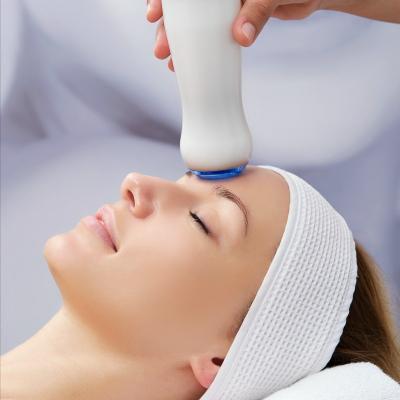 Produsele de cosmetica medicala Dr. Kleanthous au fost lansate in Romania