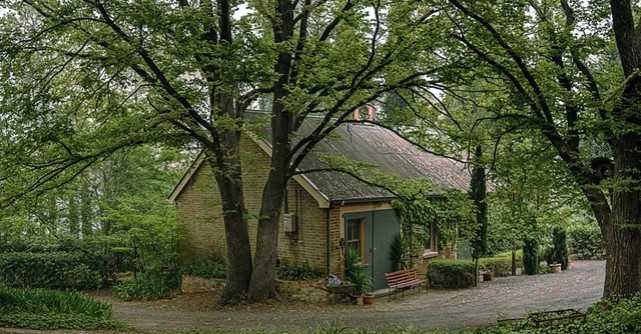 Top cazări și experiențe epice din România pe care să le testezi vara asta