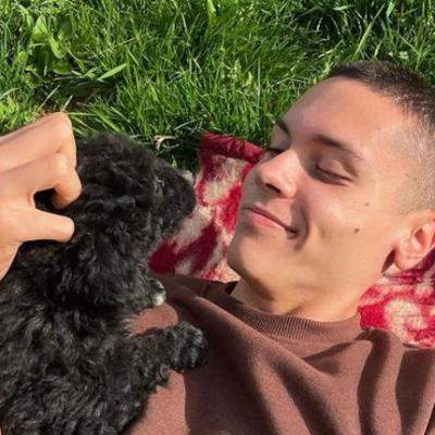 David Popovici denunță declarații FALSE Pro-Călin Georgescu distribuite pe TikTok cu imaginea sportivului 