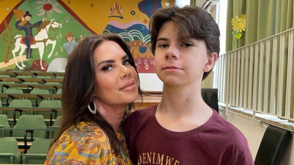 Bucurie uriașă în familia Luminiței Anghel! Fiul biologic al artistei a fost admis la unul dintre cele mai bune licee 