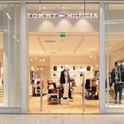 TOMMY HILFIGER DESCHIDE UN NOU MAGAZIN ÎN PROMENADA, CRAIOVA