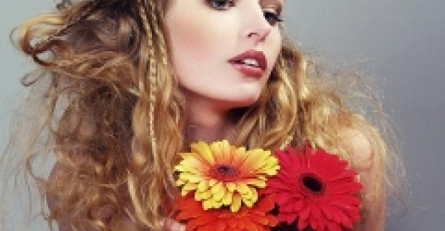 Moda inspirata de Alice in Tara Minunilor