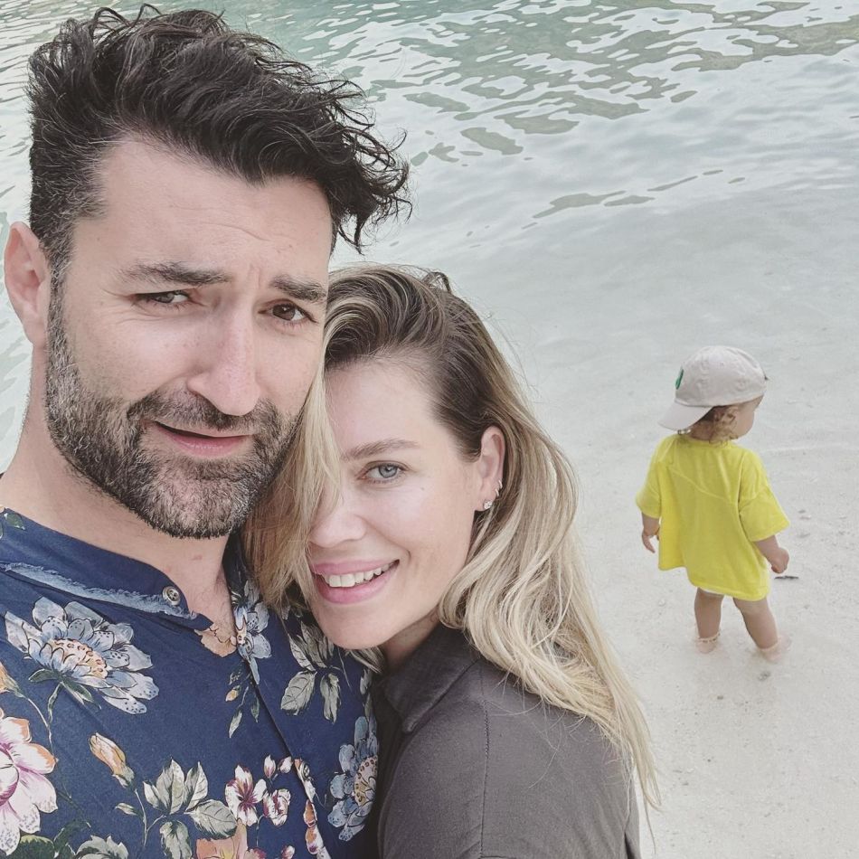 Gina Pistol, Smiley și fiica lor, într-o vacanță de vis în Grecia!Ipostaza inedită în care Gina a surprins-o pe micuța Josephine