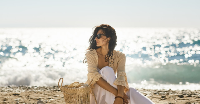 Trendy vs. Timeless: cum să-ți păstrezi stilul personal fără să cazi în capcana cumpărăturilor impulsive