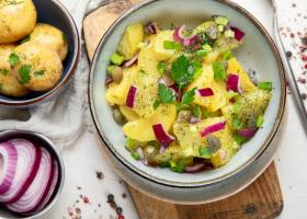 Cum să pregătești salată orientală: 10 ingrediente necesare și pași
