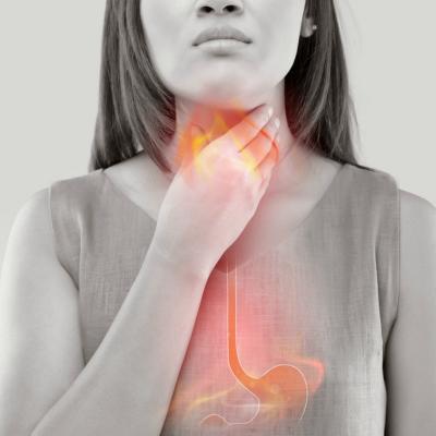 Boala de reflux gastroesofagian: simptome, cauze, tratament si ce dieta este cea mai indicata