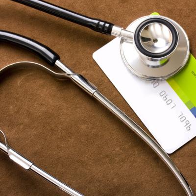 Primele carduri electronice nationale de sanatate sunt gata