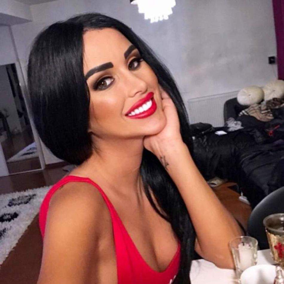 Daniela Crudu a botezat-o pe micuța Daiana. Imagini din ziua cea mare