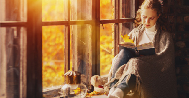 10 poezii de toamnă care îi arată frumusețea și farmecul