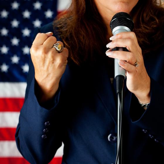 De ce sunt indragostita de stilul lui Claire Underwood 