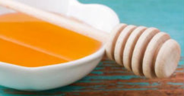 Remedii naturiste antice: Miere pentru frumusete si sanatate