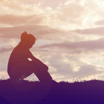 Ganduri pe care le are orice femeie singura. Te ajuta sa te cunosti mai bine!