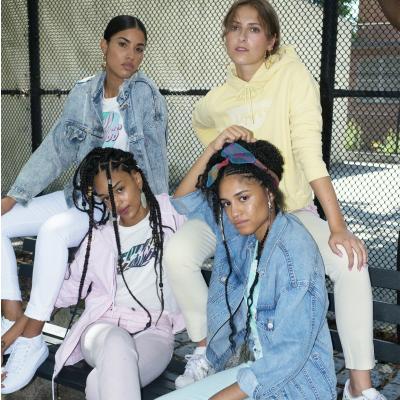 Colecția de primăvară - vară Levi’s aduce în atenție nuanțele pastelate și stilul monocromatic