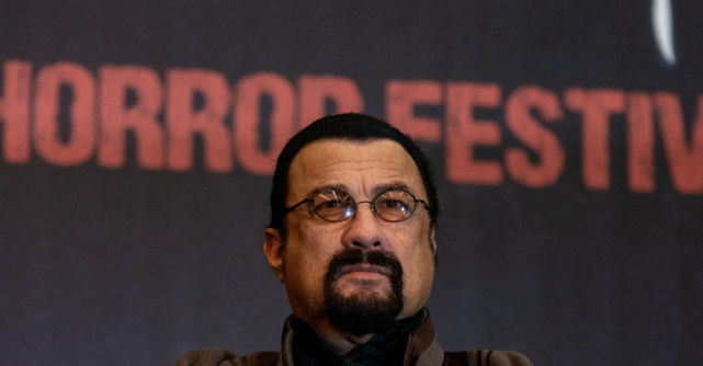 Anchetă de amploare în Ucraina privind o rețea de trafic de arme. Steven Seagal, menționat în dosarele autorităților 