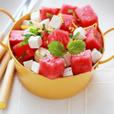 Yammy: Pepene cu feta si busuioc