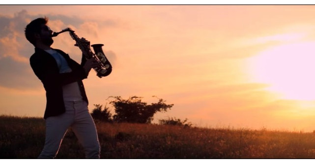 O colaborare incredibila pentru vara. Aceasta melodie va rasuna in cluburi