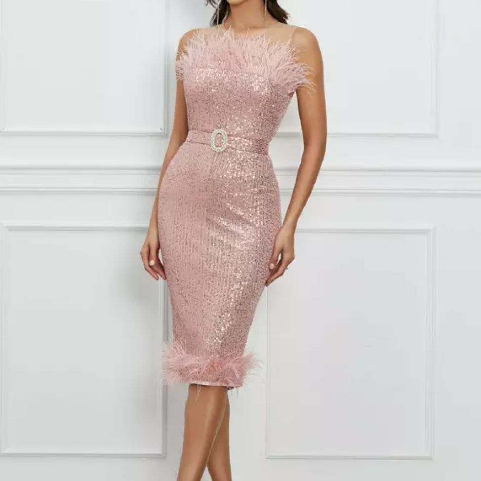 Rochii si salopete de Revelion sub 400 de lei. Ținute spectaculoase pentru noaptea dintre ani