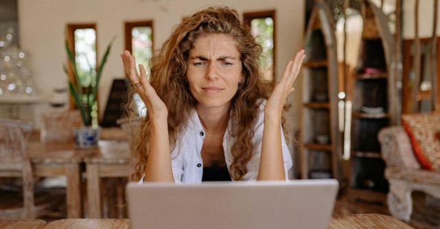 Gândești să treci la freelancing? 5 lucruri esențiale pe care trebuie să le știi înainte de a face pasul